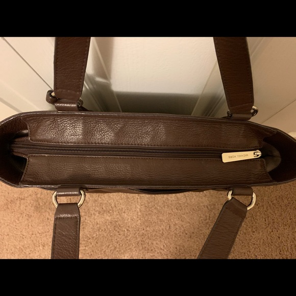 Michael Kors Brown Leather Shoulder Bag/Satchel - Picture 4 of 16